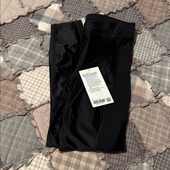 Lululemon Satin Shine Panelled High-Rise Tight 25" *Wordmark in Black - Picture 5 of 6